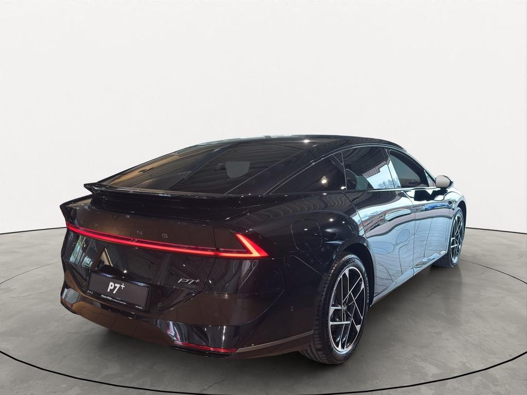 Xpeng P7