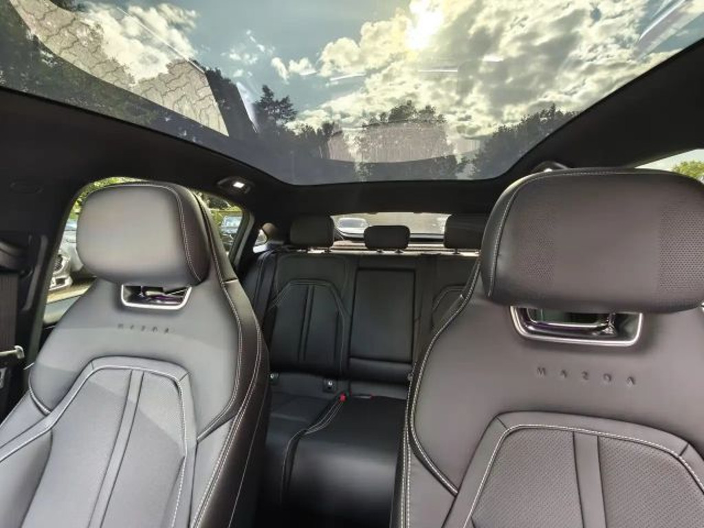 Mazda 6e
