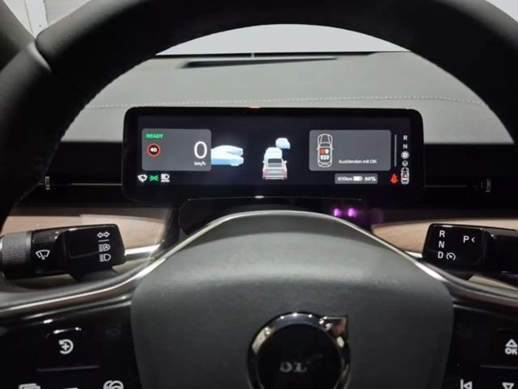 Volvo ES90
