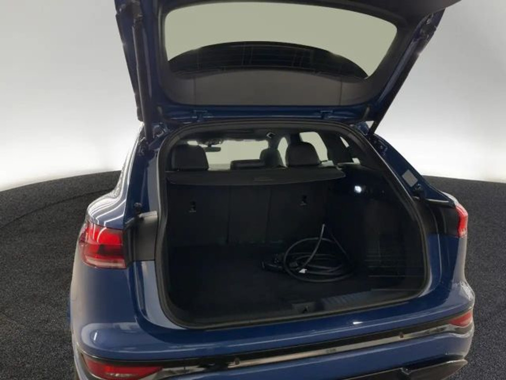 Audi SQ6 e-tron