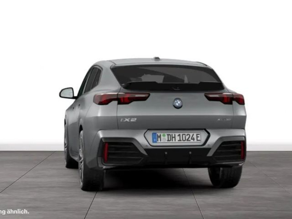 BMW iX2