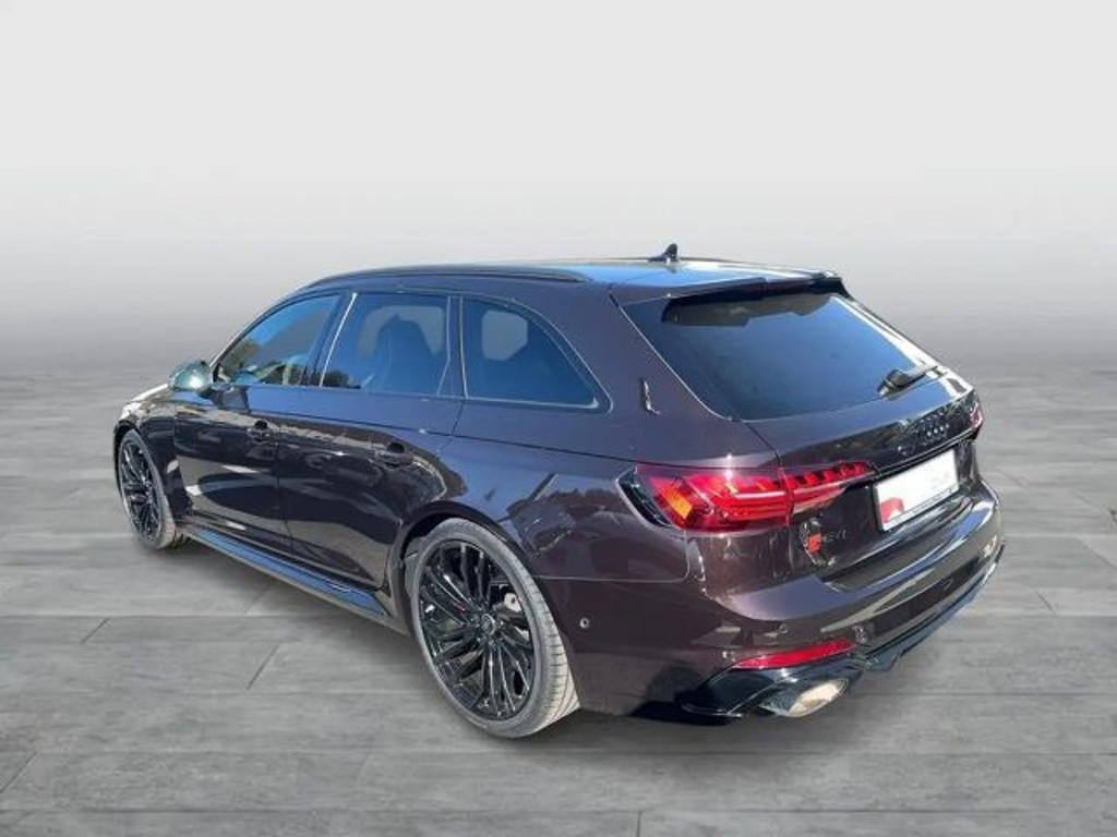 Audi RS4