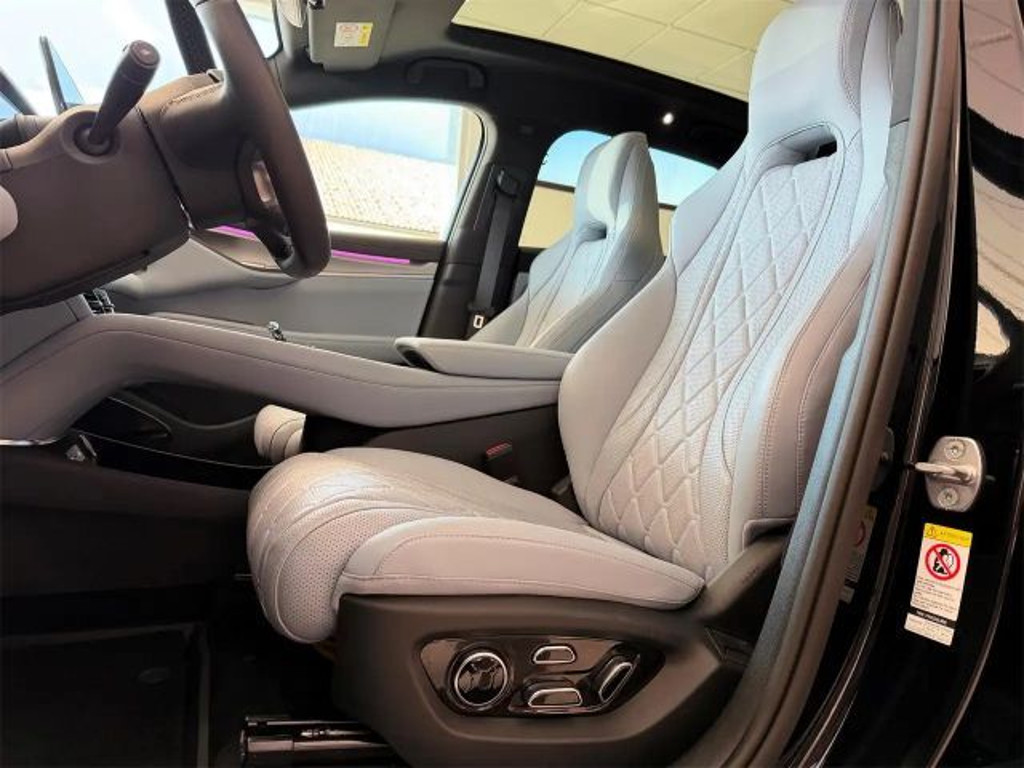 BYD Sealion 7
