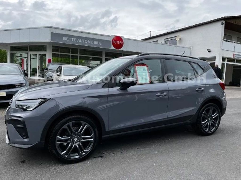 Seat Arona
