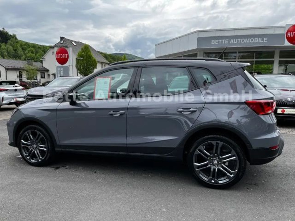 Seat Arona