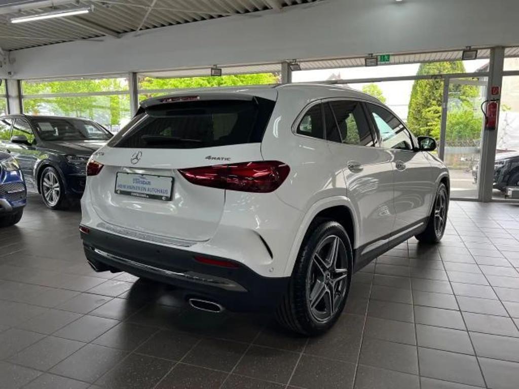 Mercedes-Benz GLA-Klasse