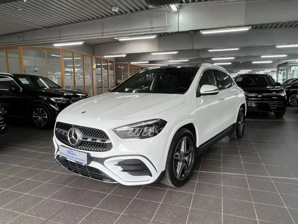 Mercedes-Benz GLA-Klasse GLA 220 4MATIC AMG Line GLA 220 d