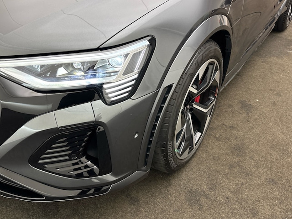 Audi Q8 e-tron