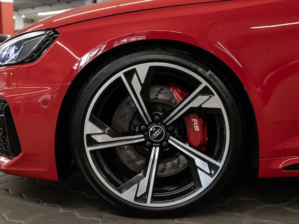 Audi RS4