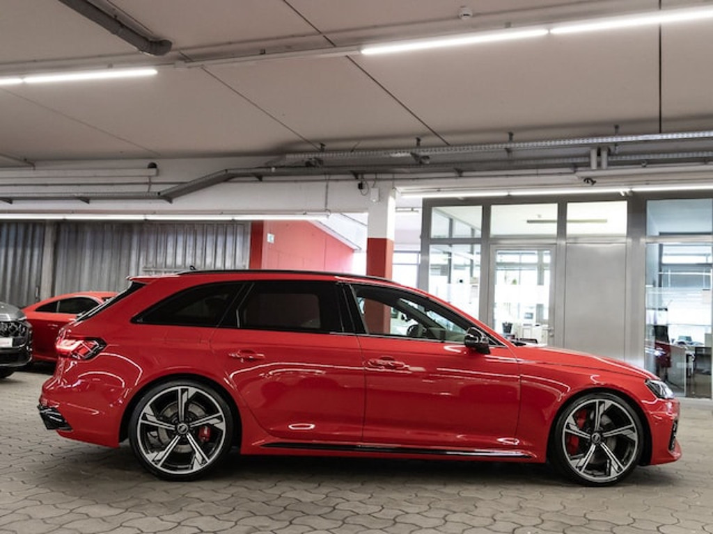 Audi RS4