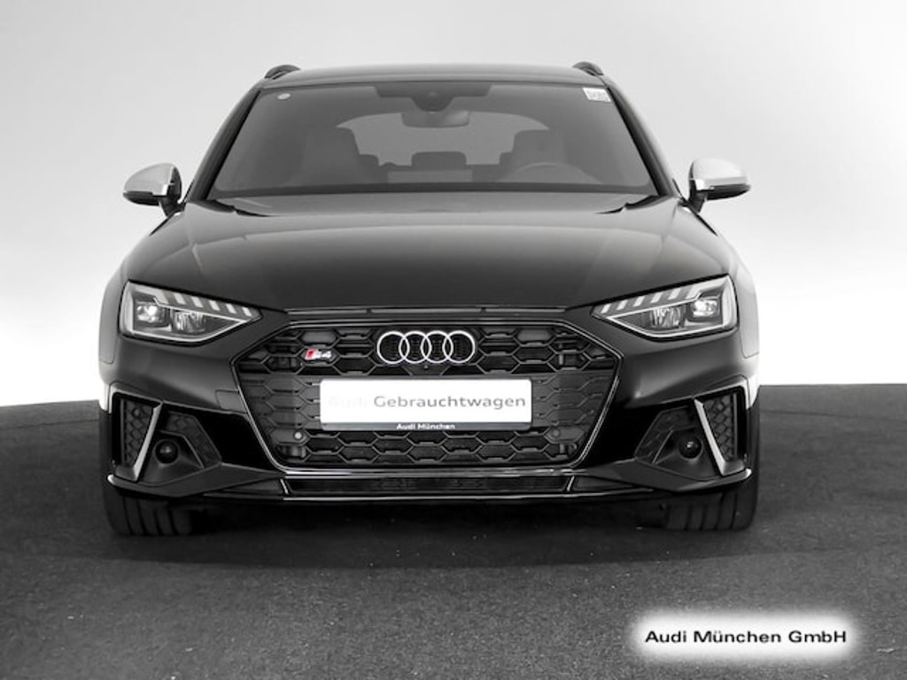 Audi S4