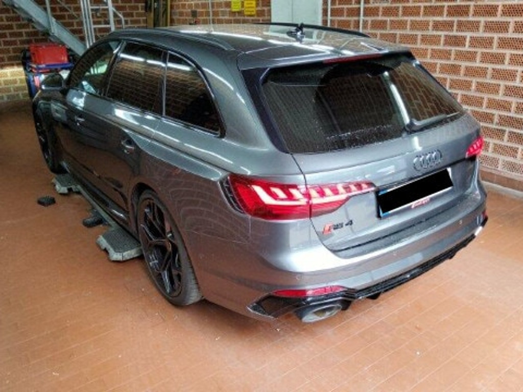 Audi RS4