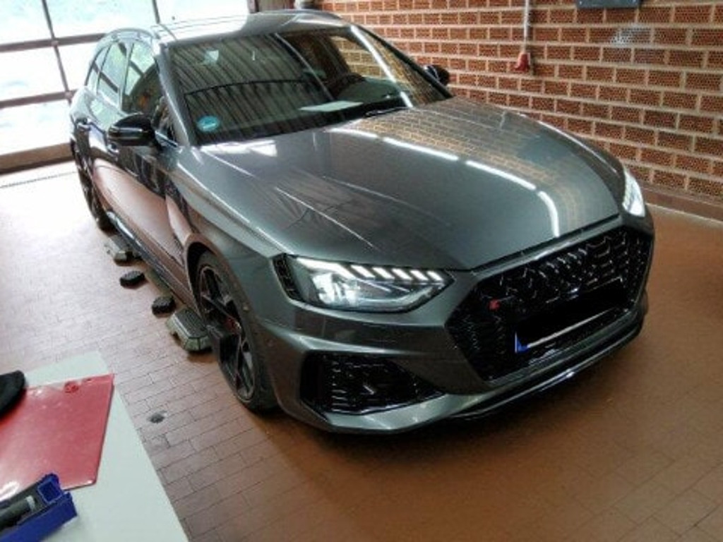 Audi RS4