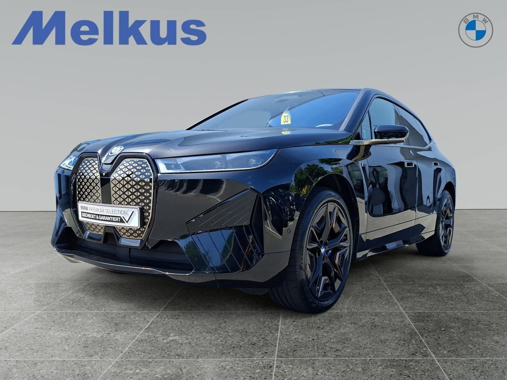 BMW iX M60