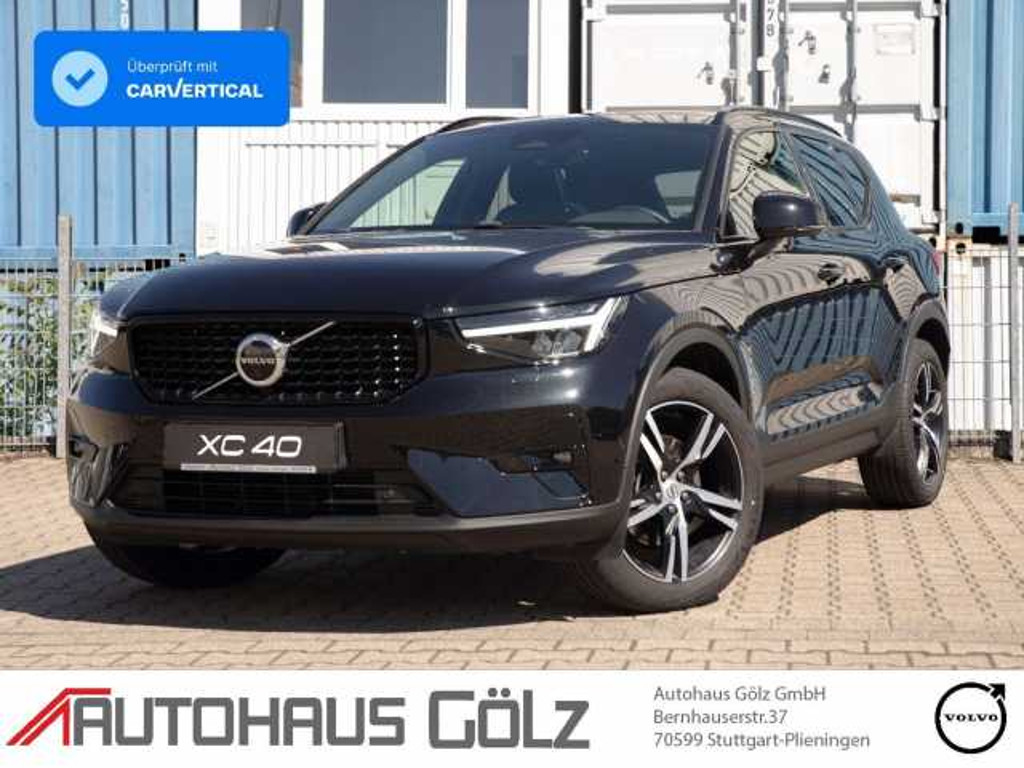 Volvo XC40 AWD Ultimate Dark