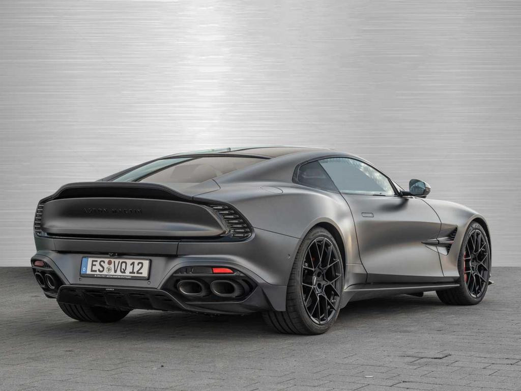 Aston Martin Vanquish