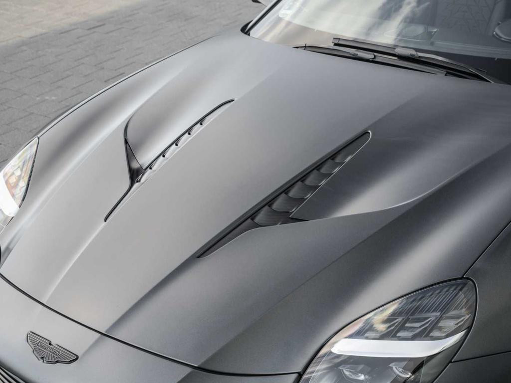 Aston Martin Vanquish