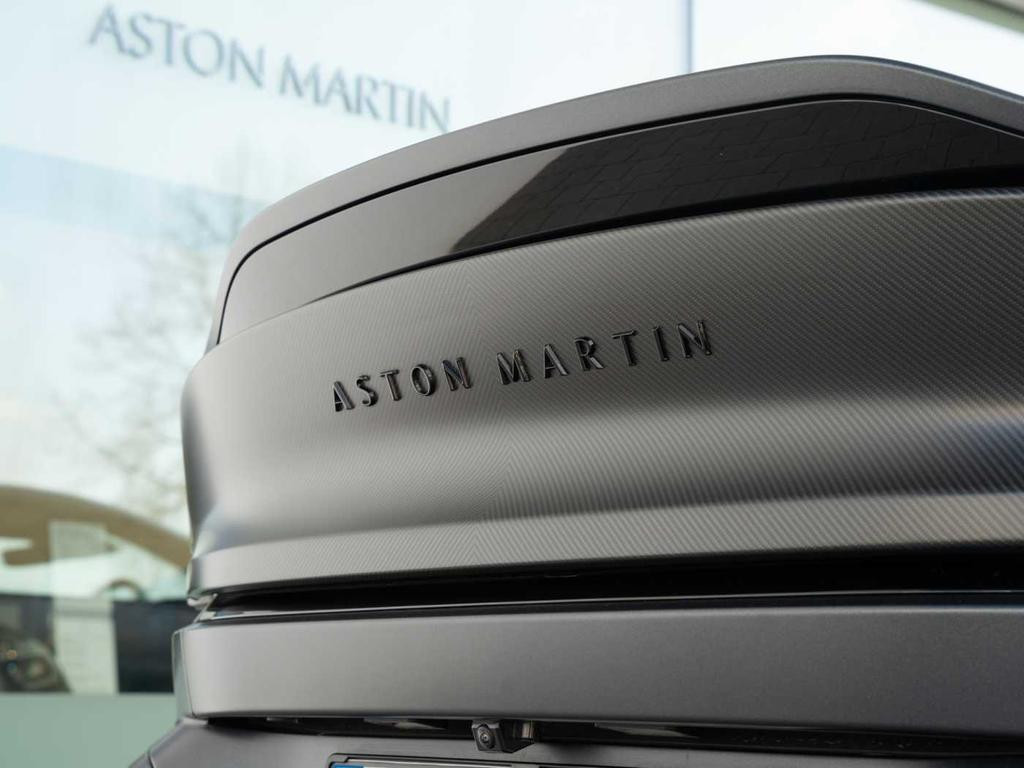 Aston Martin Vanquish