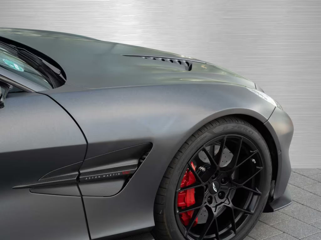 Aston Martin Vanquish