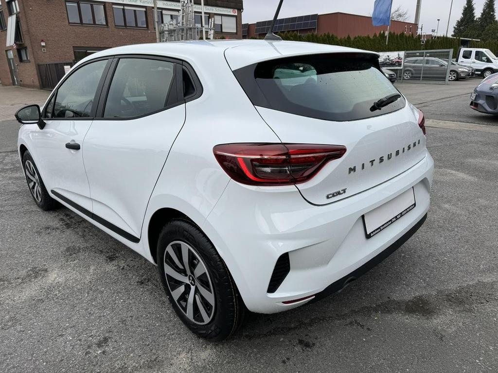 Mitsubishi Colt
