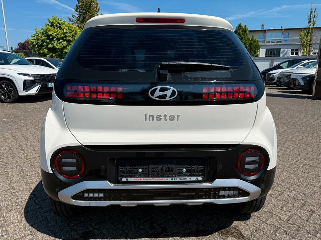 Hyundai INSTER
