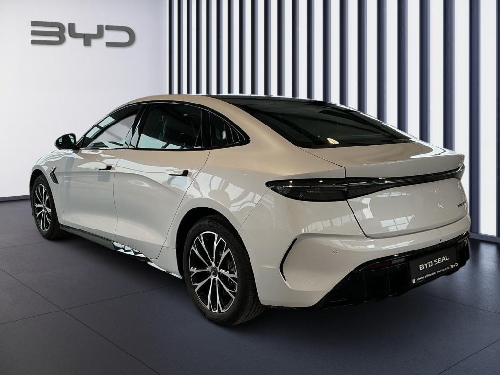 BYD Seal