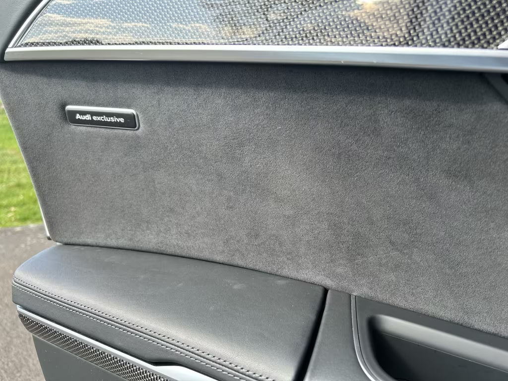 Audi S8