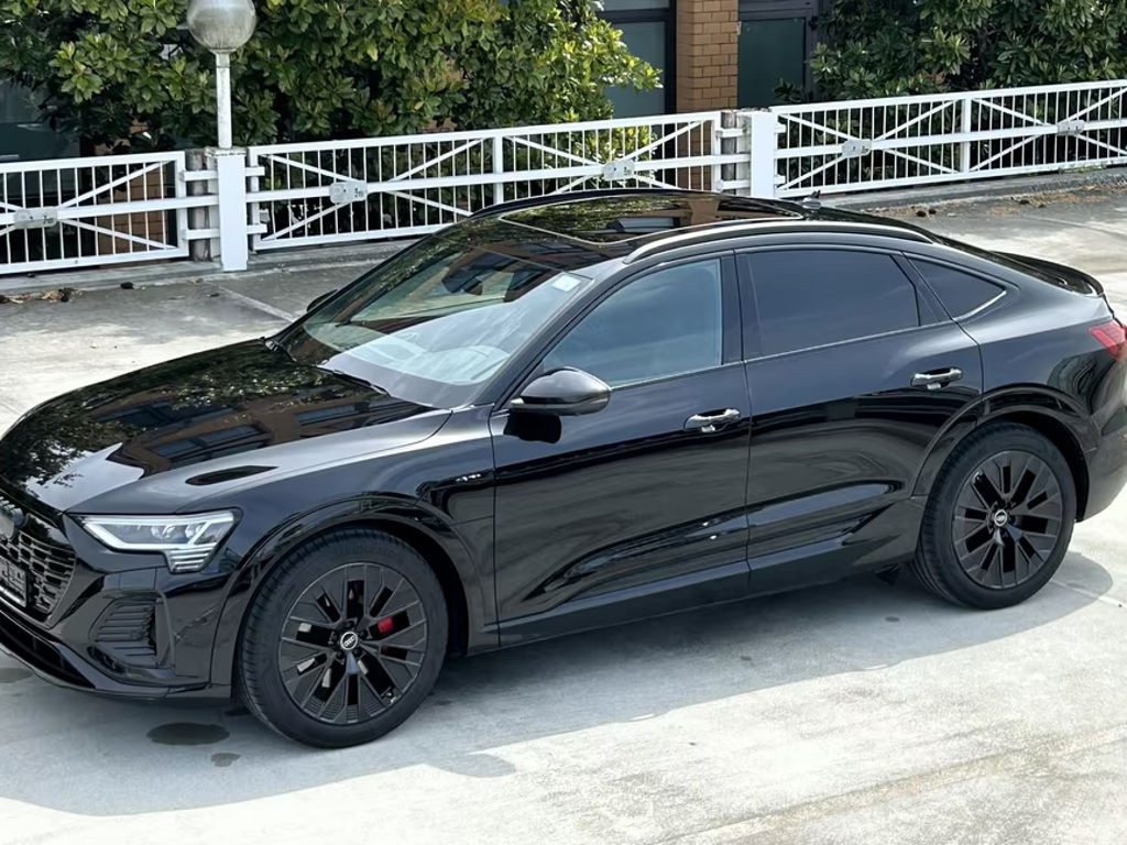 Audi Q8 e-tron