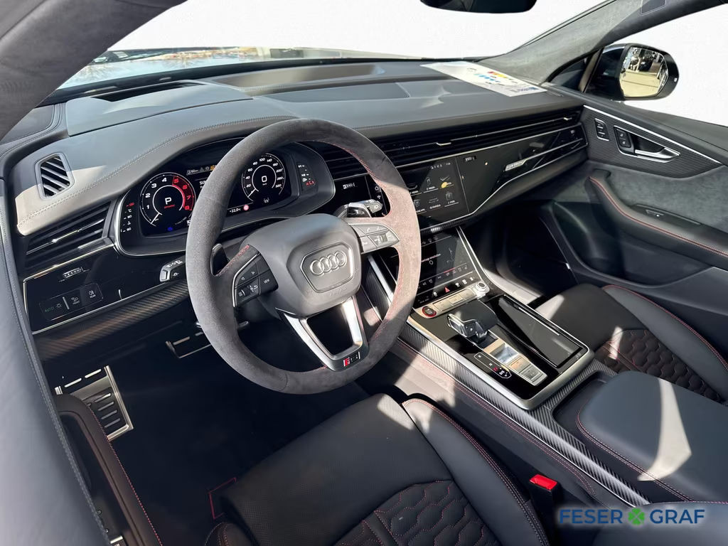 Audi RS Q8