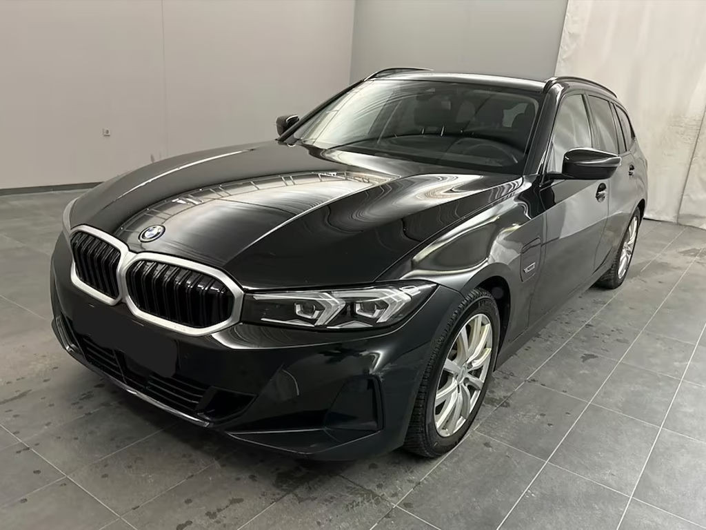 BMW 3 Serie 330 Touring 330e