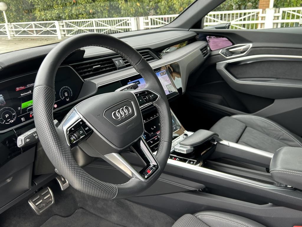 Audi Q8 e-tron