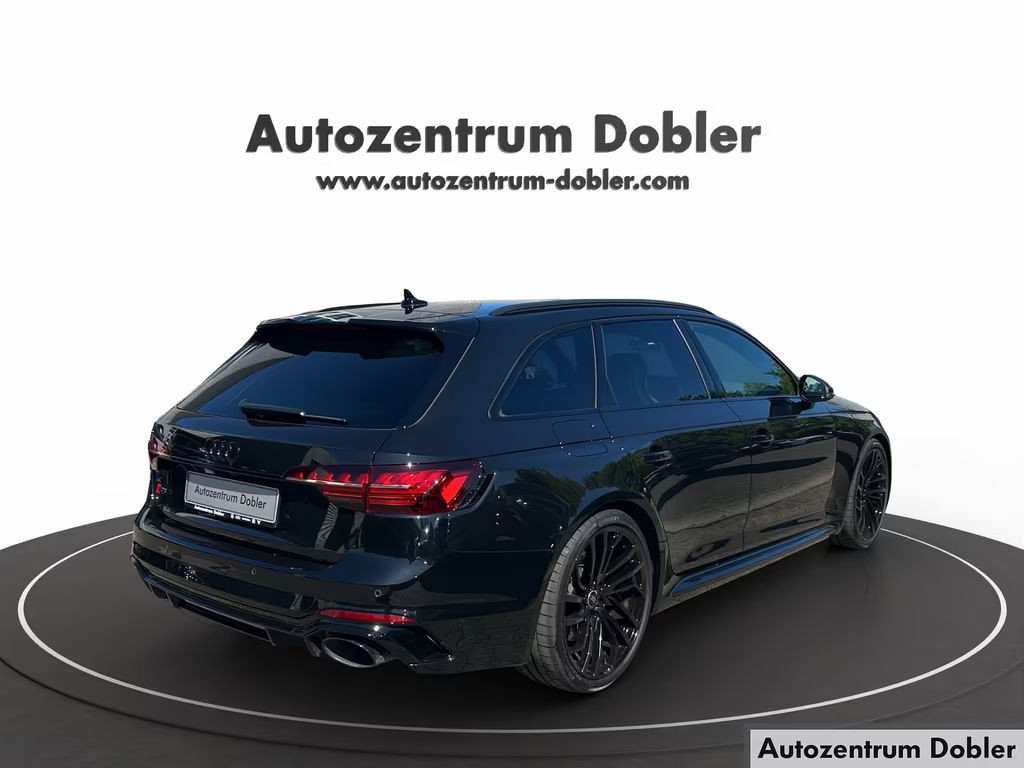 Audi RS4