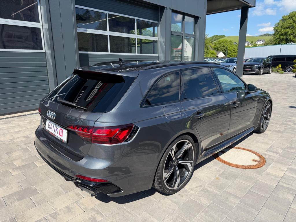 Audi RS4