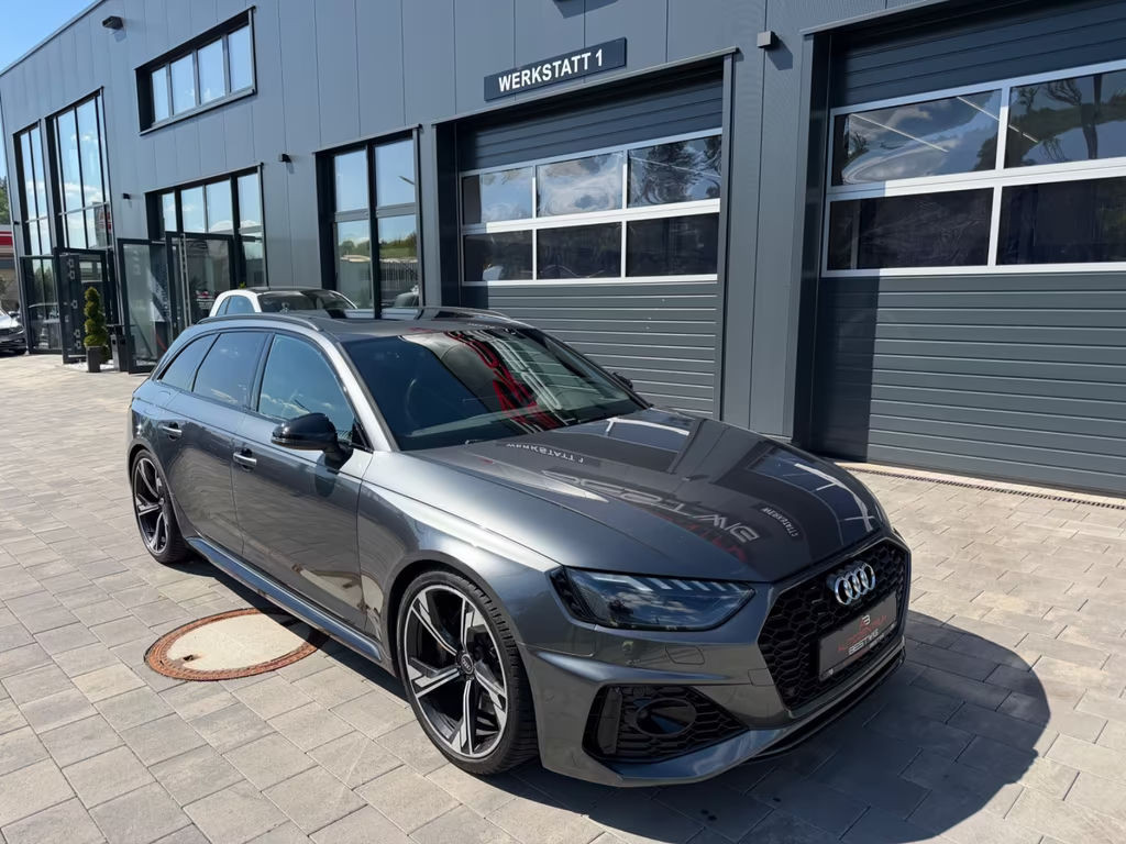 Audi RS4