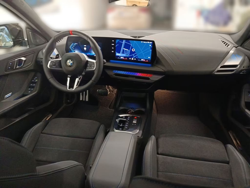 BMW M235