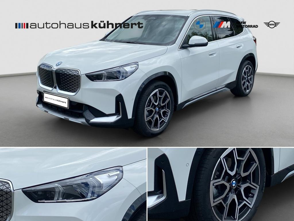 BMW iX1