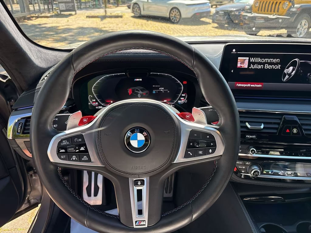 BMW M5