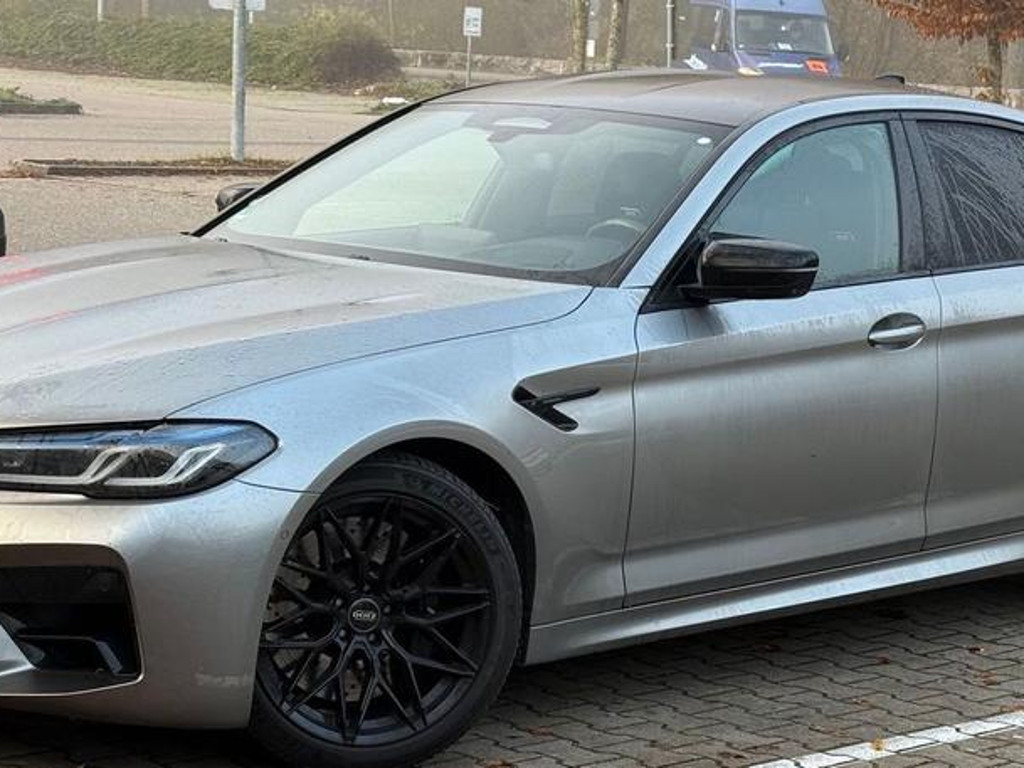 BMW M5