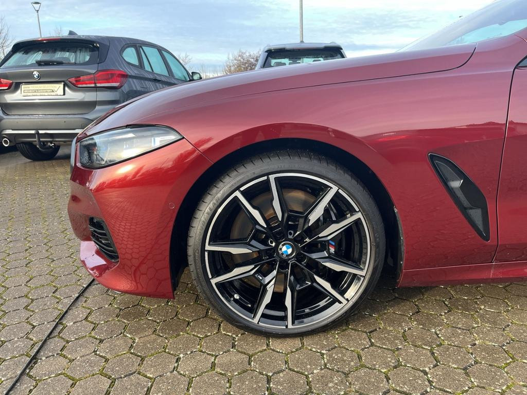 BMW M850