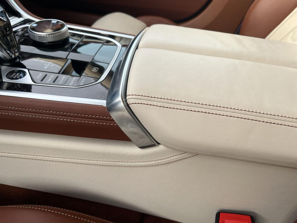 BMW M850