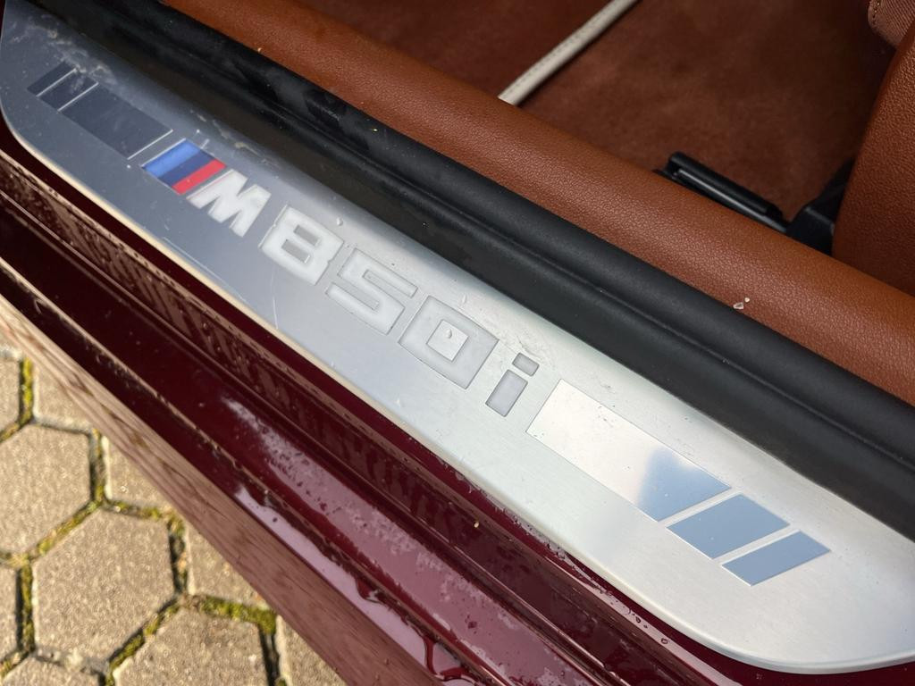 BMW M850