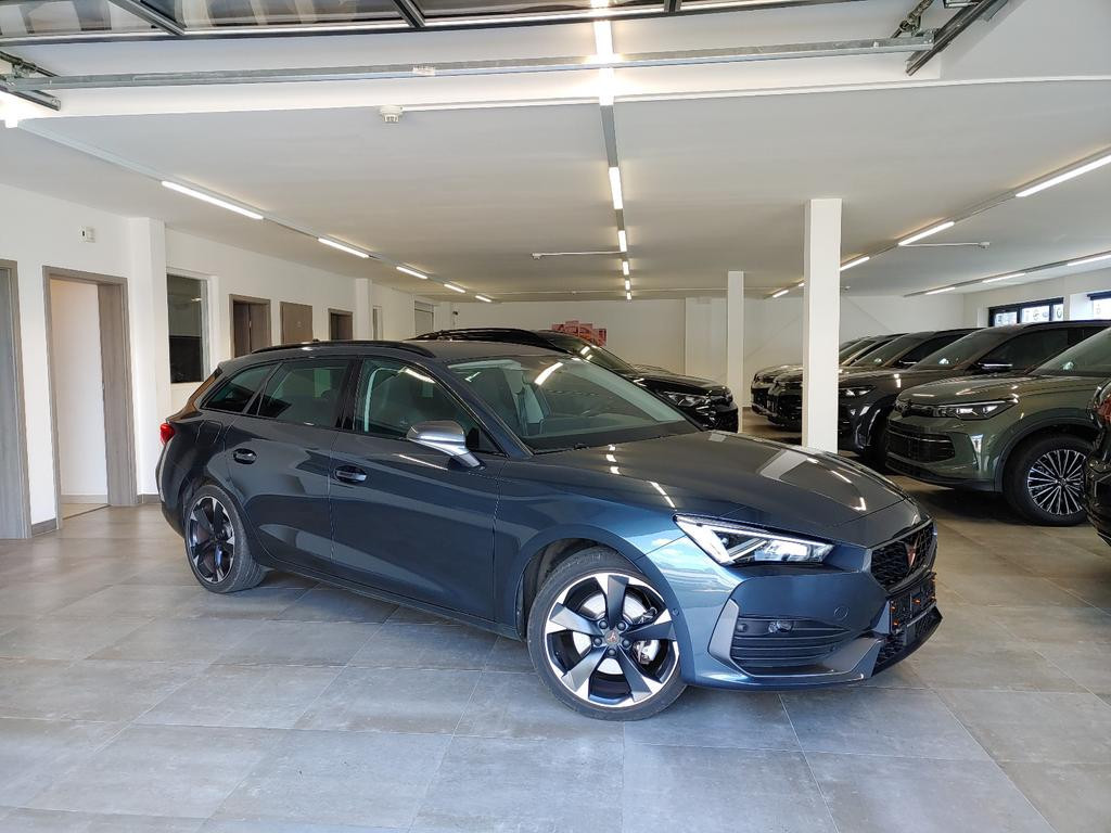 Cupra Leon e-Hybrid