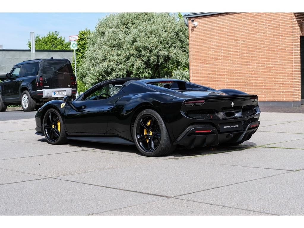 Ferrari 296 GTS