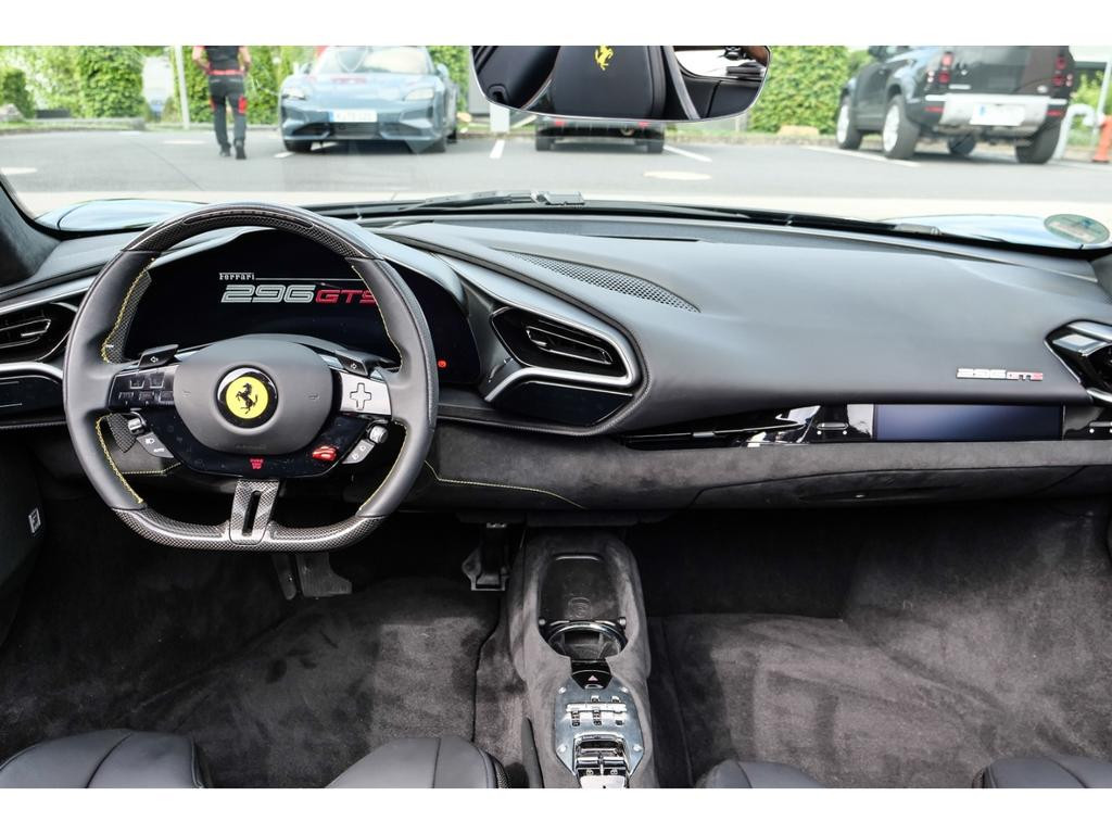 Ferrari 296 GTS