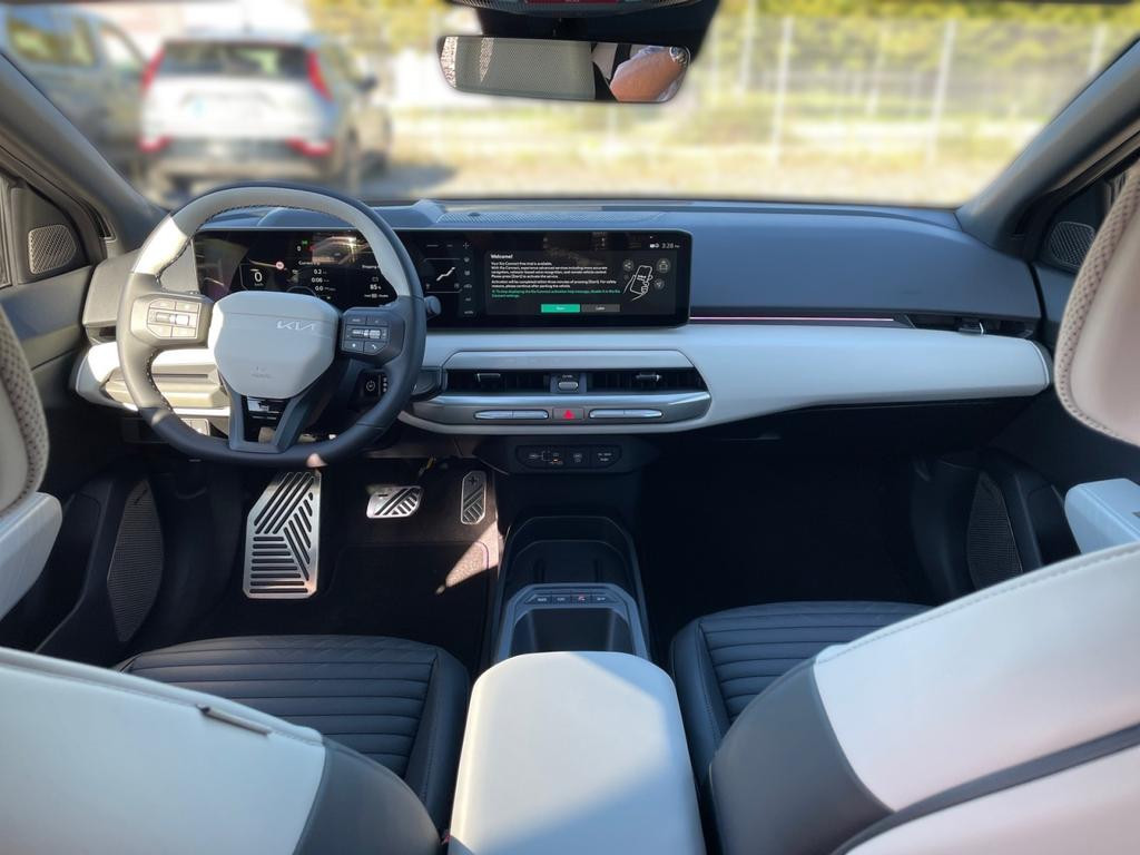 Kia EV4