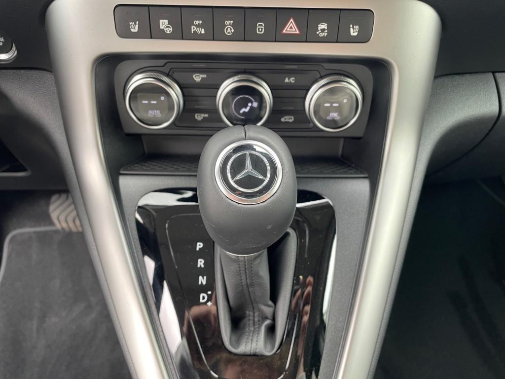 Mercedes-Benz T 180
