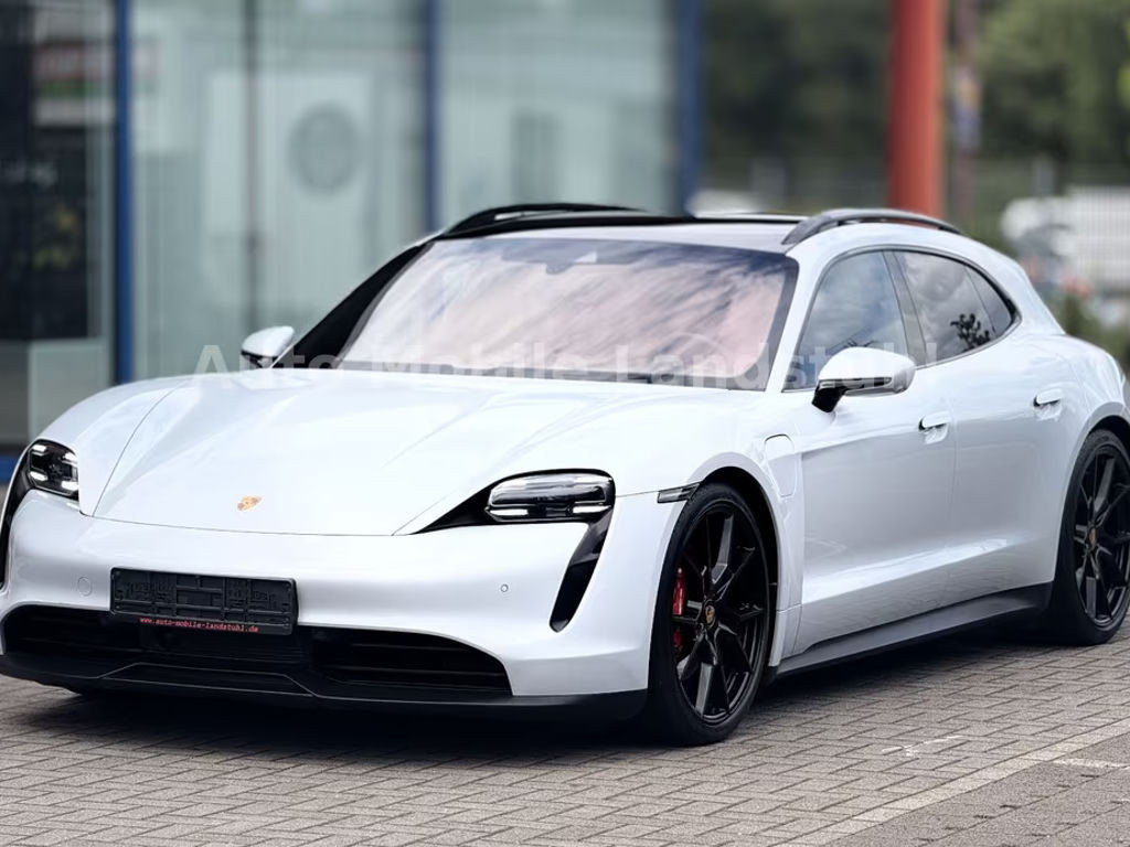 Porsche Taycan 4S