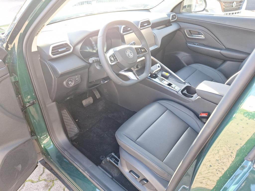 MG ZS