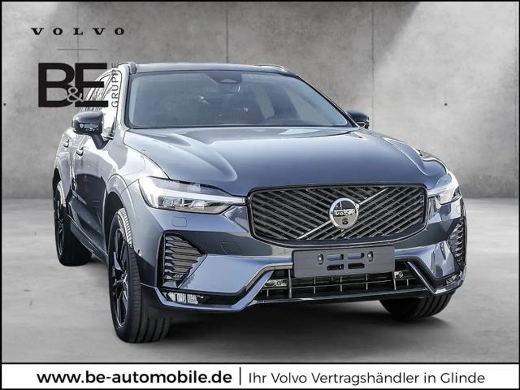 Volvo XC60 AWD Plus Dark