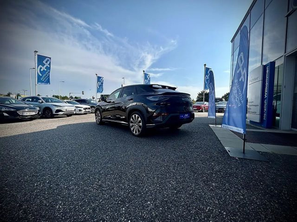 BYD Sealion 7
